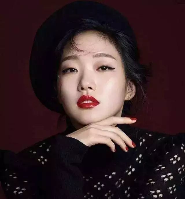 耐看型脸女生,什么样脸女生好看