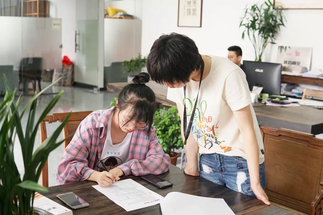 杭州美术生画室集训要准备什么,儿童画室新生入学须知