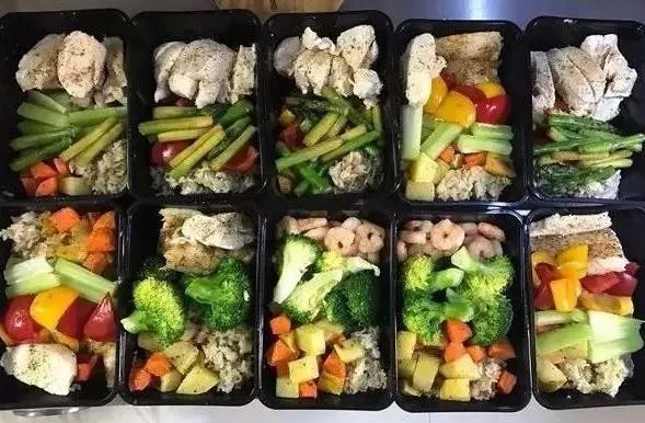 健身小技巧让你快速有腹肌,一个人健身该如何练腹肌