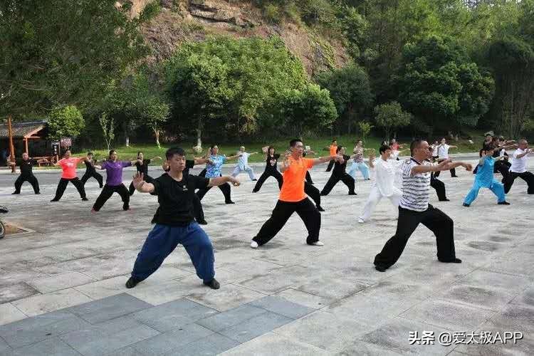 太极放松全身,太极松腰的三个简单方法