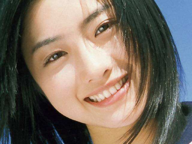 日本平价好用的眼霜,日本明色眼霜好用吗