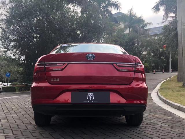 比亚迪秦新款7.98万燃油,比亚迪秦6.98万油耗