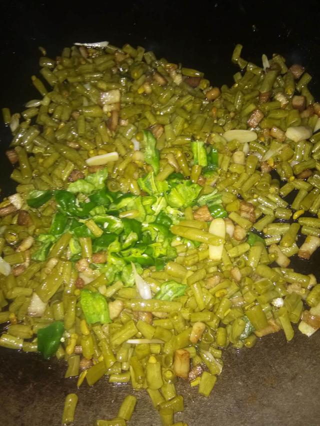 酱腌豆角家常咸菜腌制方法,酱腌豆角家常做法