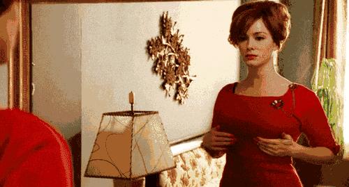 大姨妈一个星期前胸部胀痛,来大姨妈前胸部胀痛吃点啥