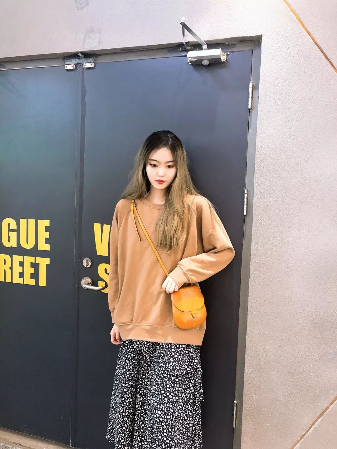 过时衣服改造潮装教程,土掉渣衣服