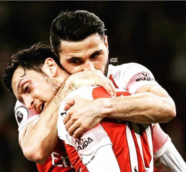 赤手空拳与持刀歹徒搏斗,赤手空拳与歹徒搏斗