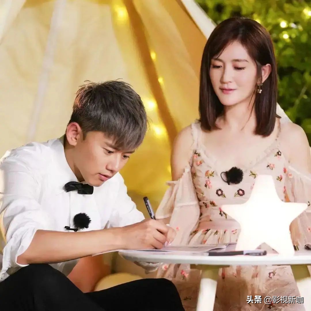 谢娜晒宝贝女儿,谢娜晒双胞胎女儿日常