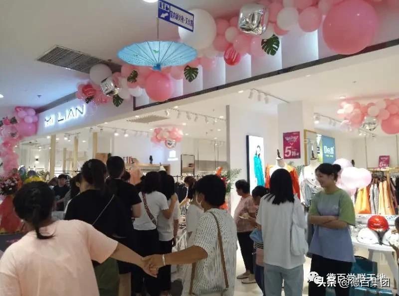 热点聚焦今日三分钟知晓天下事,热点新闻60秒今日头条怎么看