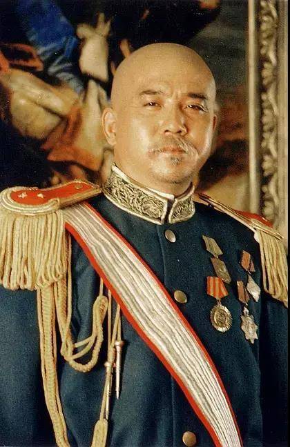 64岁也不生孩子,却花60万克隆爱犬当儿女,孙淳可不是图新鲜