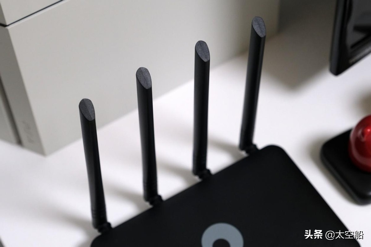 蒲公英x4c路由器可以插5g卡吗,蒲公英x4c路由器插卡即享高速网络