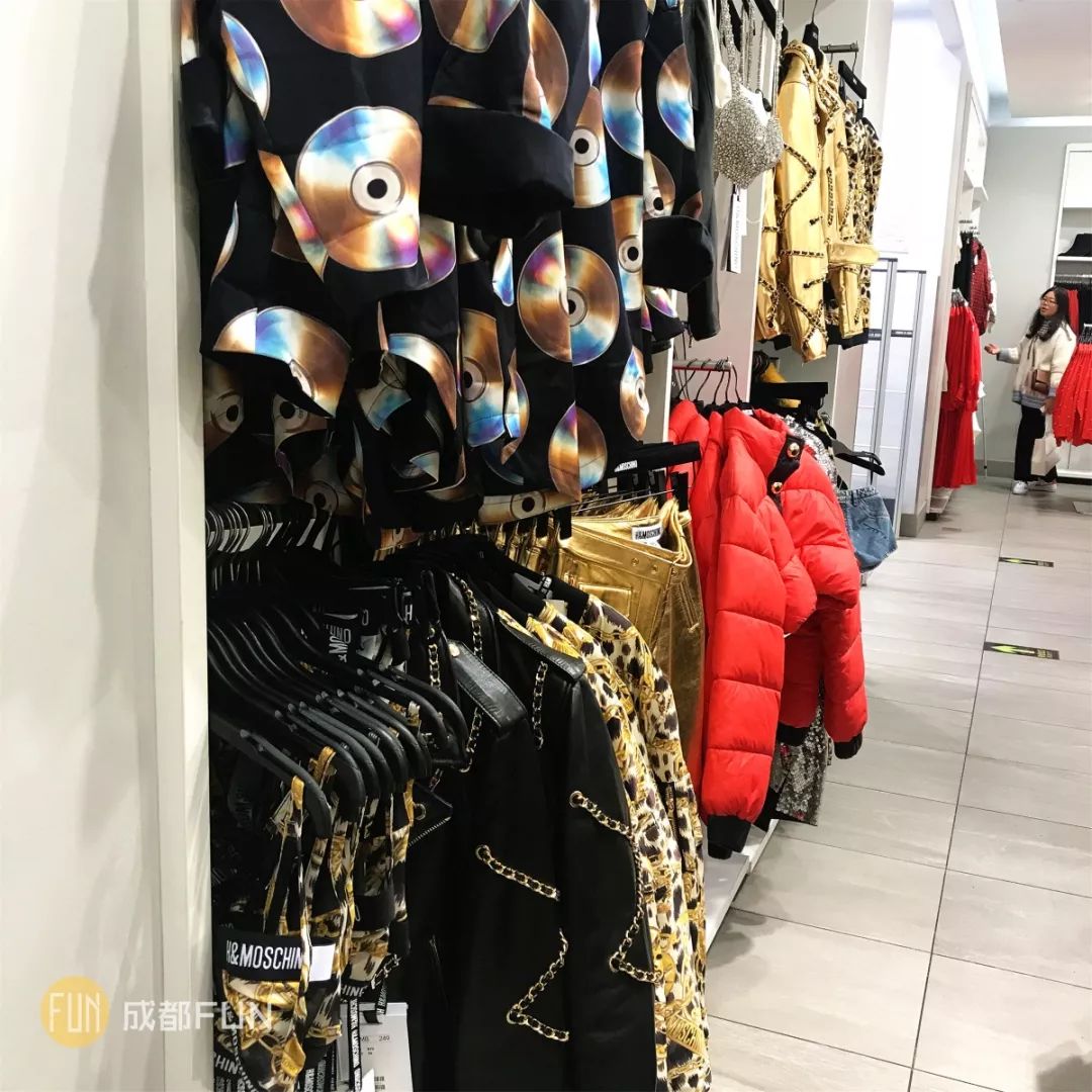 hm和芝麻街联名,moschino联名hm