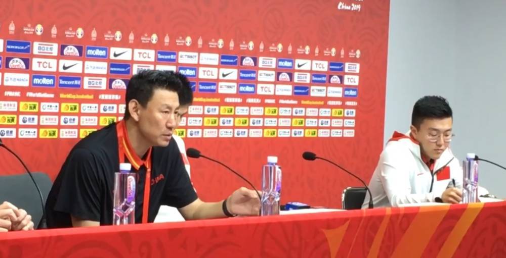 李楠跟杜锋执教的中国男篮区别,李楠执教生涯回顾