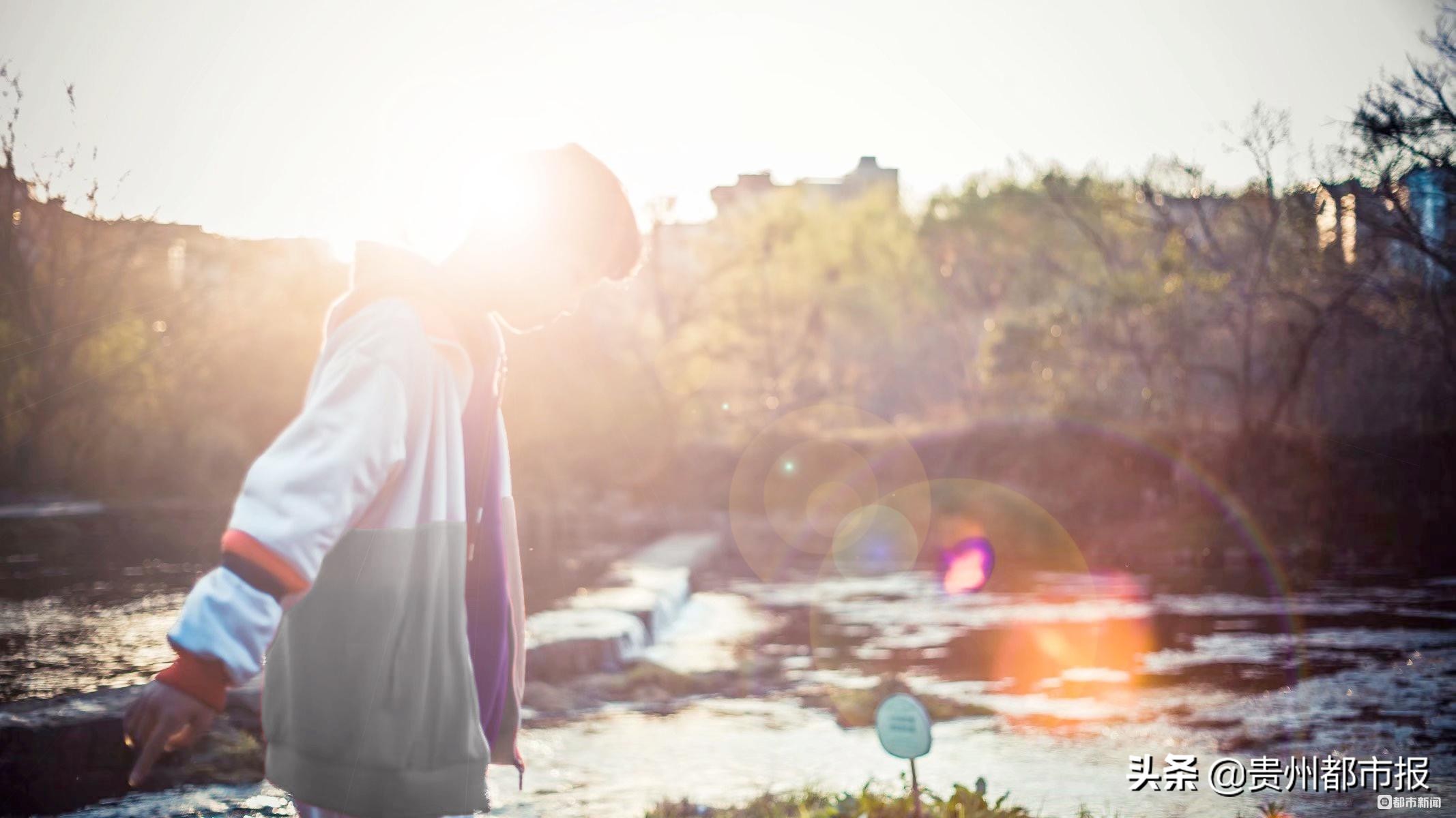 志愿者手记:我和一名00后艾滋病感染者的故事