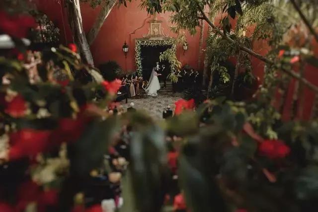 40个全球最佳婚纱摄影目的地，看完觉得之前拍的都是“假”婚纱照