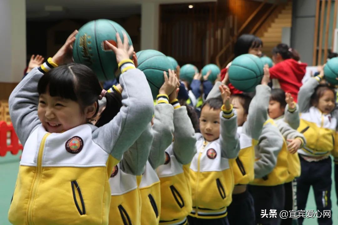 幼儿园乐享春天活动,幼儿园欢乐运动