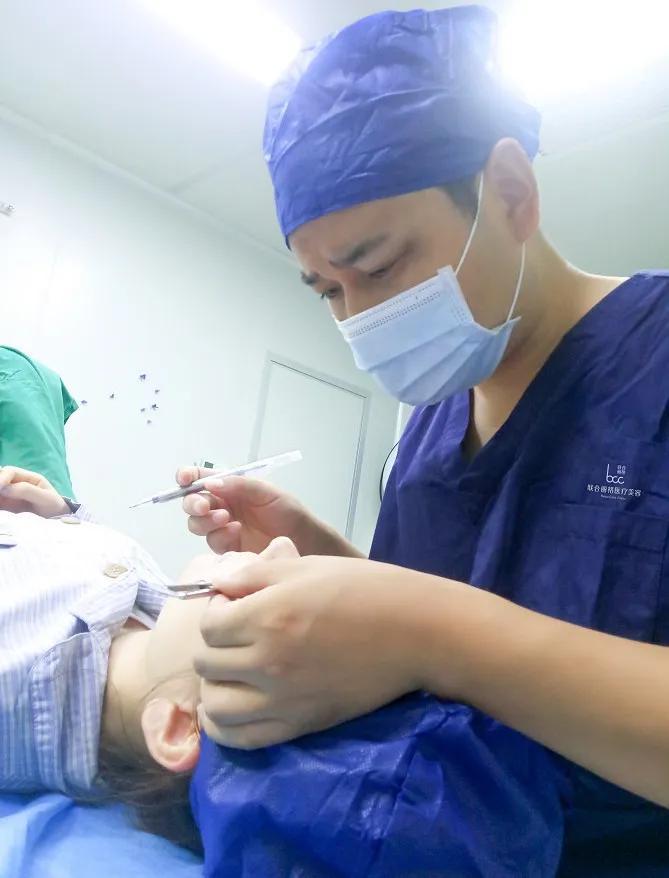 于景浩修复双眼皮图片,于景浩做双眼皮修复怎样