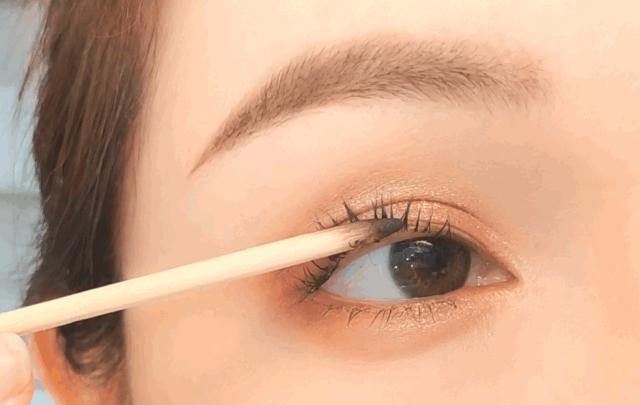 睫毛根部比较硬怎么画眼线,保姆级教程睫毛