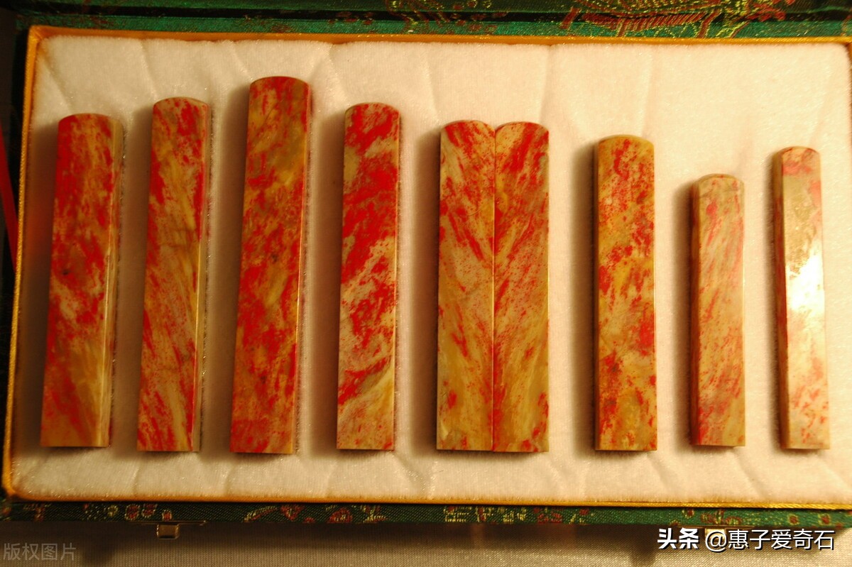 陕西渭河最好奇石图片大全,最贵的金丝玉奇石