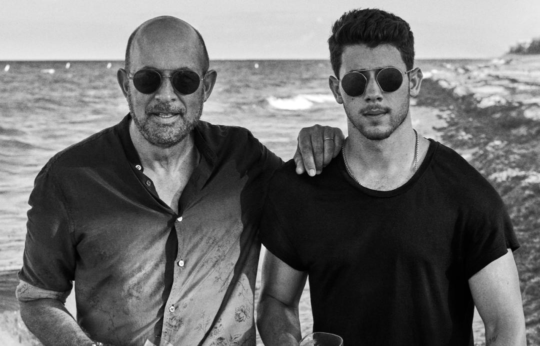 nickjonas是谁,nickjonas是印度裔吗