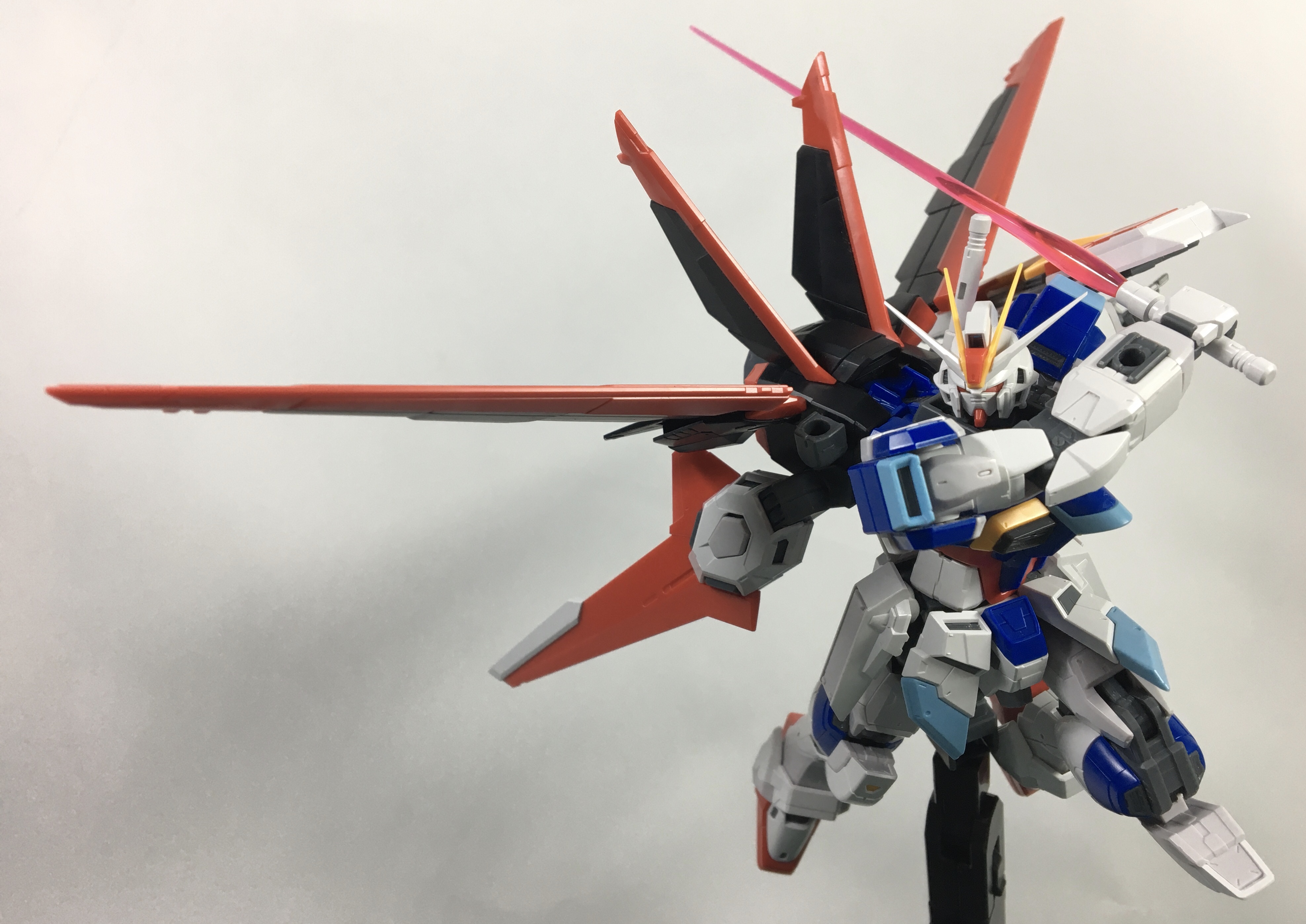 万代rg报丧女妖模型测评,万代rg空装脉冲高达测评