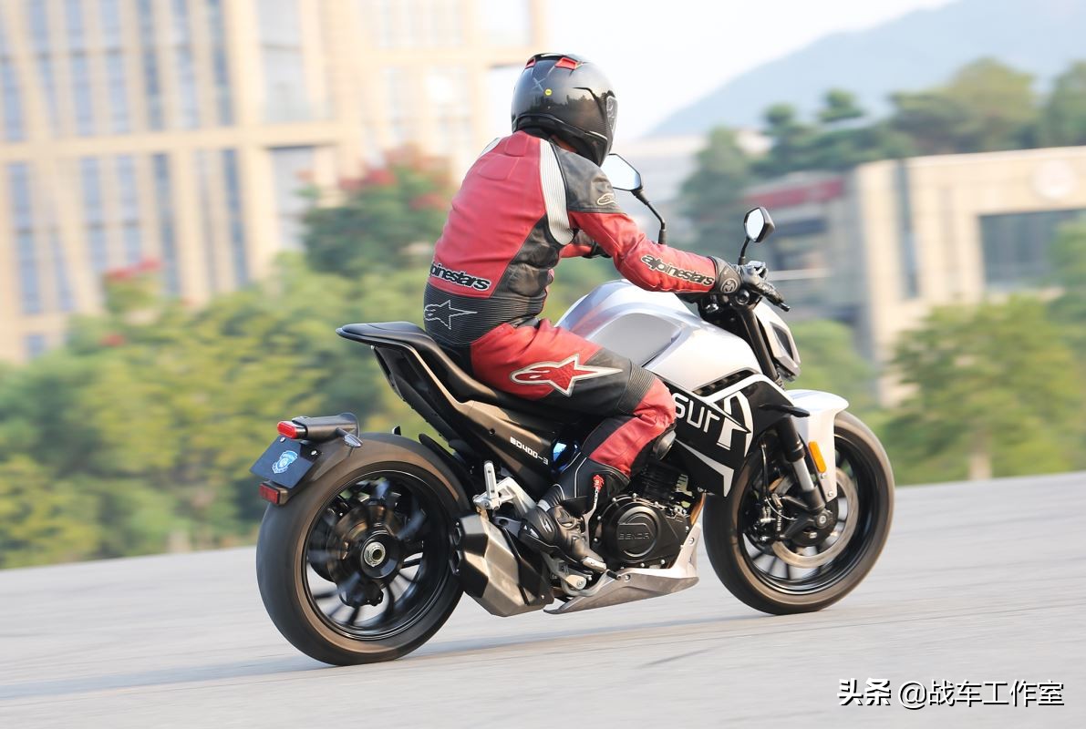 奔达阿修罗400cc街车曝光,奔达阿修罗400评测视频