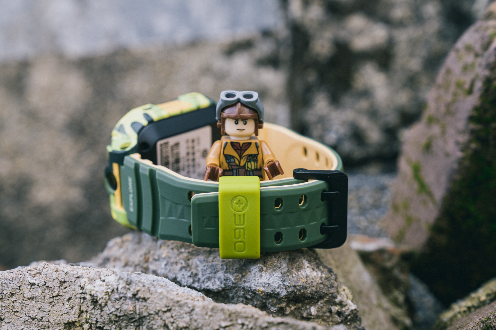 3608xs和小天才q1r手表哪个好,儿童手表360好还是小天才好