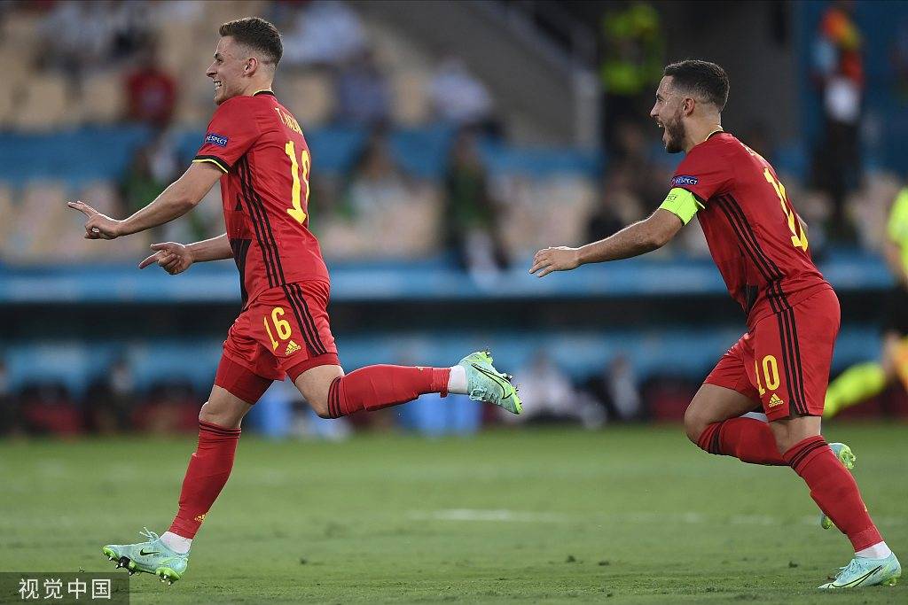 基耶萨滑跪欧洲杯,小基耶萨欧洲杯集锦