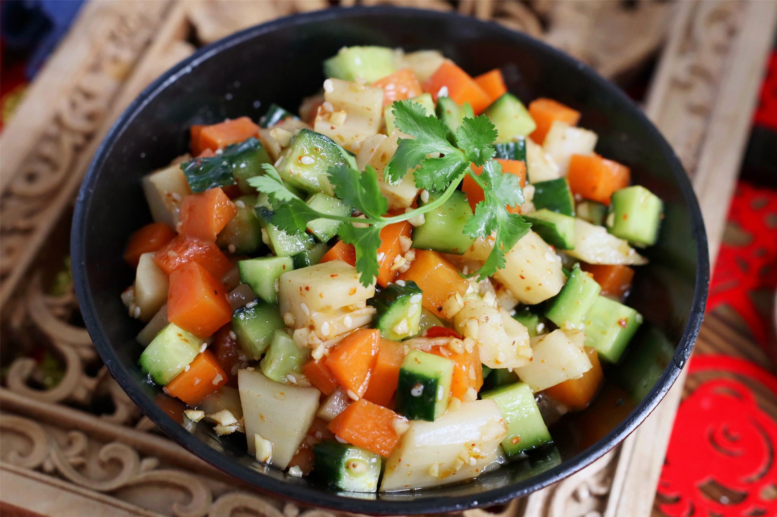 年夜饭必备菜肴上桌全家抢着吃,2021年夜饭菜单16个菜做法