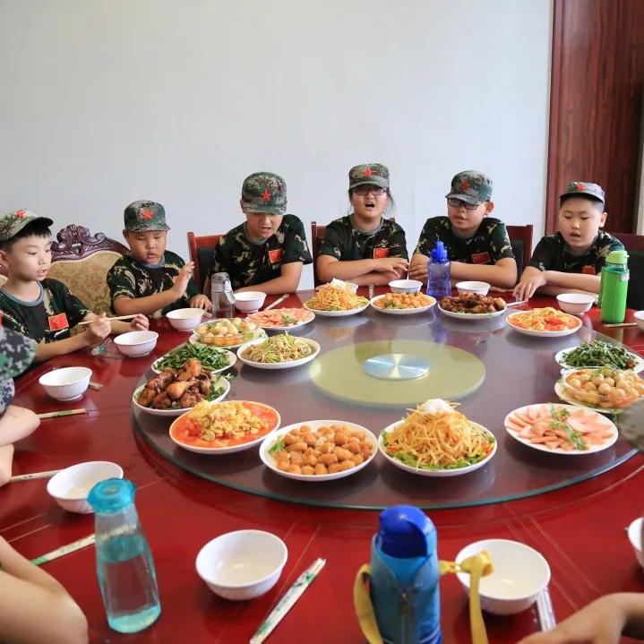 济南红叶谷四夜夏令营,红叶谷夏令营第五批