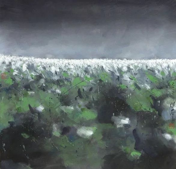 他说画画就是玩玩而已，一不小心成了艺术家