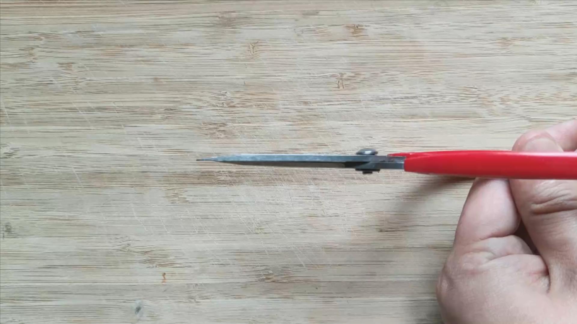 剪刀怎么剪不会钝,不管剪刀有多钝学会这一招