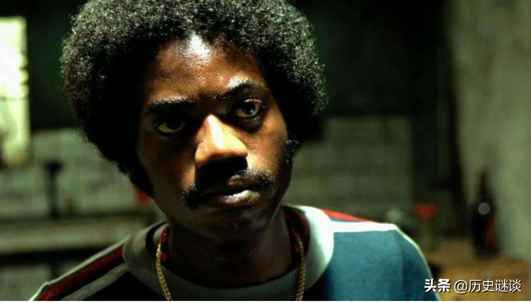 8岁杀老大,28岁被小弟杀,这个男人带你认识真实的巴西黑帮