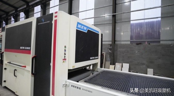 模压门板成型工艺有哪些,模压门生产过程