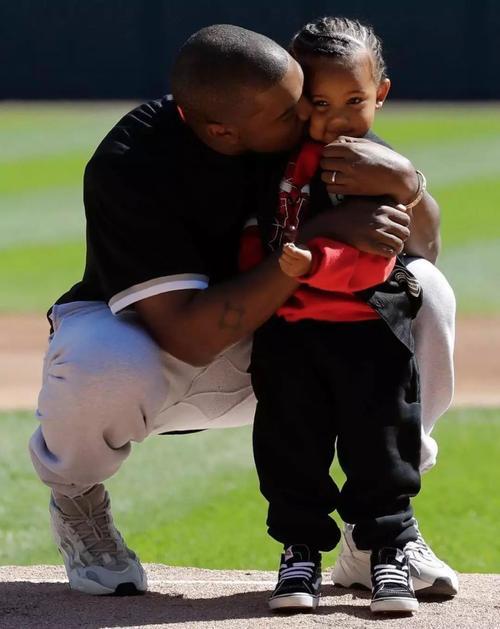 sneaker少儿,sneaker穿球鞋