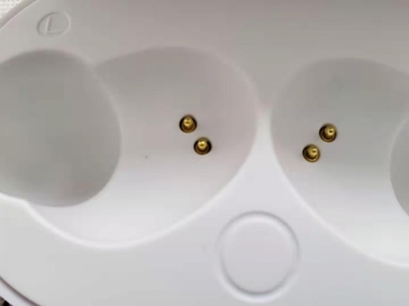 momax摩米士spark耳机,momax蓝牙耳机和苹果耳机哪个好