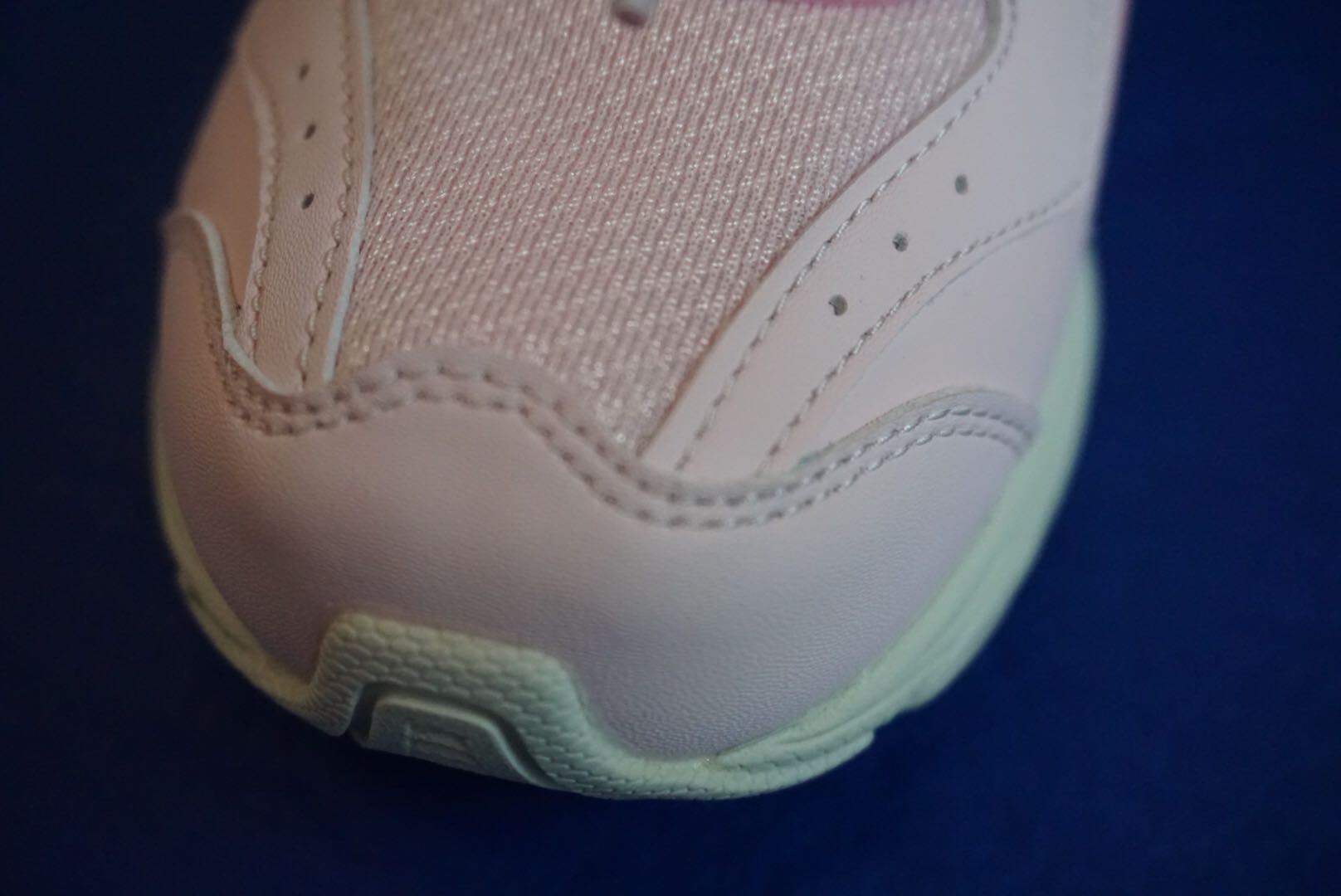 女跑步鞋推荐李宁,李宁跑步鞋女款哪个好