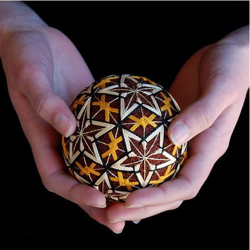 红底樱花手鞠球编织视频,大唐手鞠球编织教程