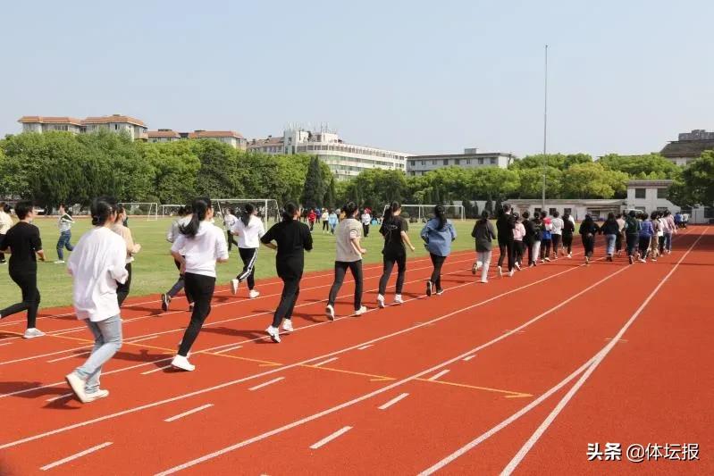 宁波镇海中小学恢复教学,复课后高中体育课