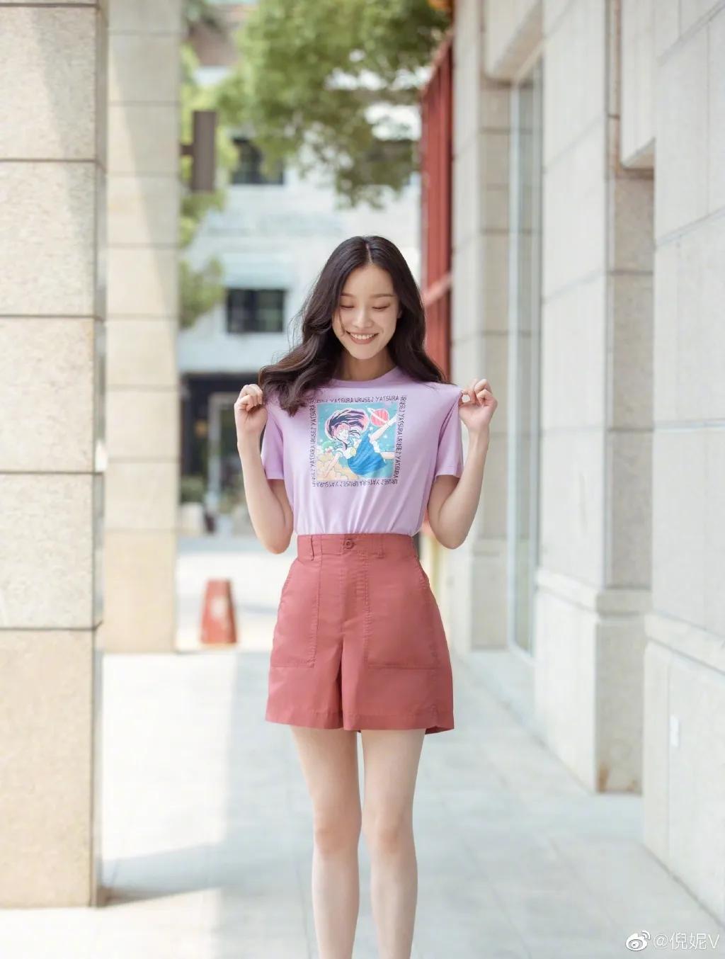 模特拍照姿势怎么调,模特拍视频如何保持松弛感