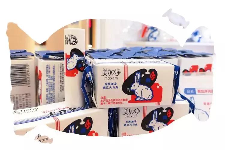 四大品牌联名卫衣,2024款最火的卫衣