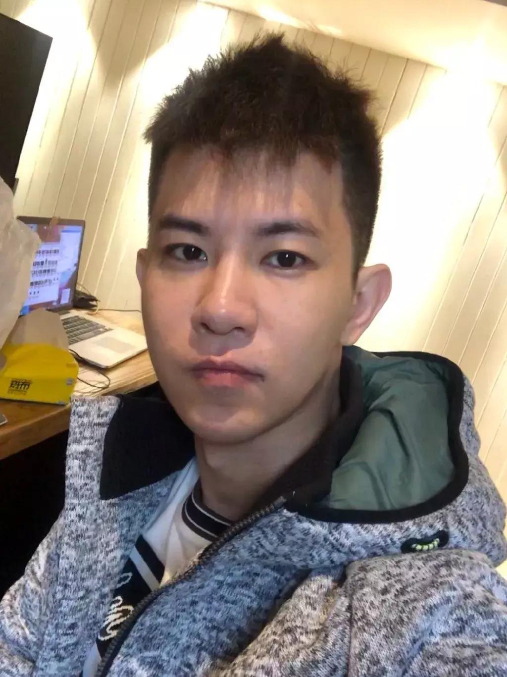 美术大师手绘插画,视觉冲击力强的手绘插画