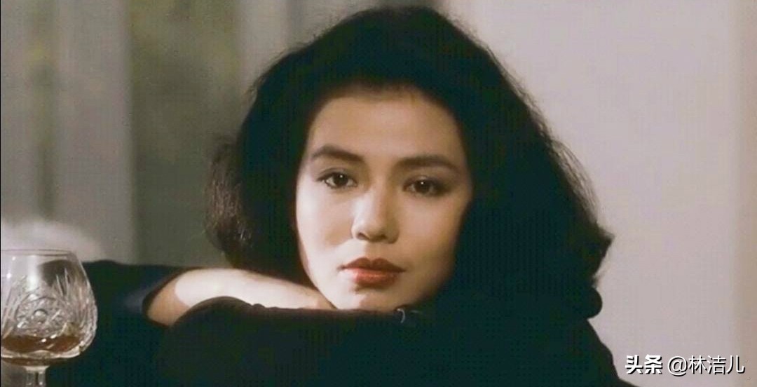 王祖贤张曼玉复古风,说腻了的话永远有头无尾