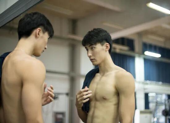 拜托，千万别让萧亚轩看到这些国家体坛中的鲜肉帅哥