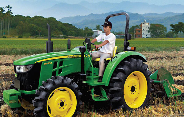 新款迪尔484拖拉机价格多少钱一台,约翰迪尔拖拉机554最新款多少钱
