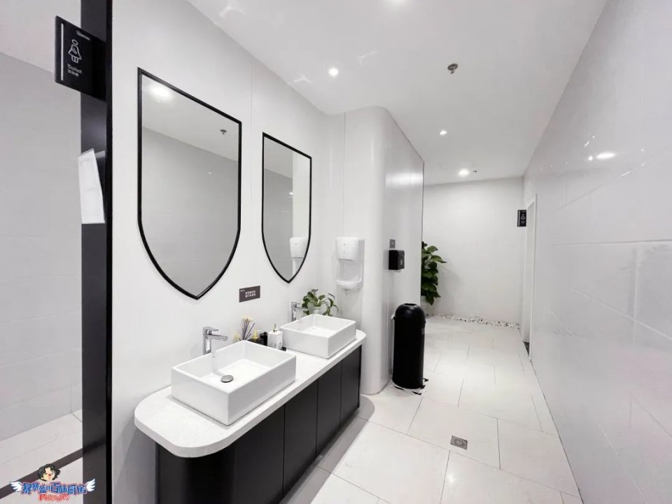 美哭了！沈阳公园里的高颜值城市书房，周末限流入馆！暴风哭泣