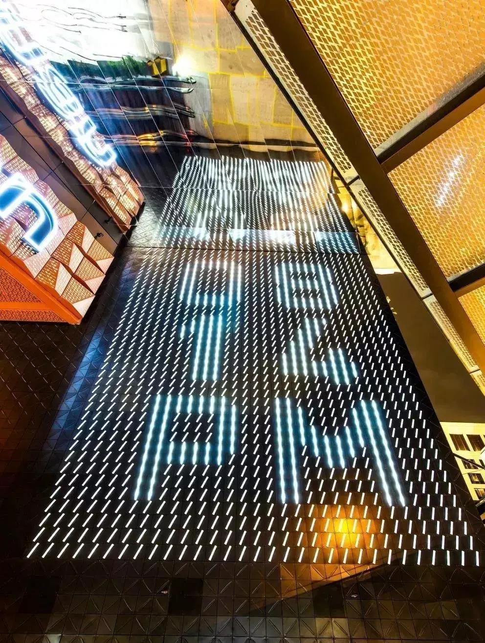 鏂板姞鍧unan璐墿涓績 (鏂板姞鍧￠粦绉戞妧璐墿涓績)