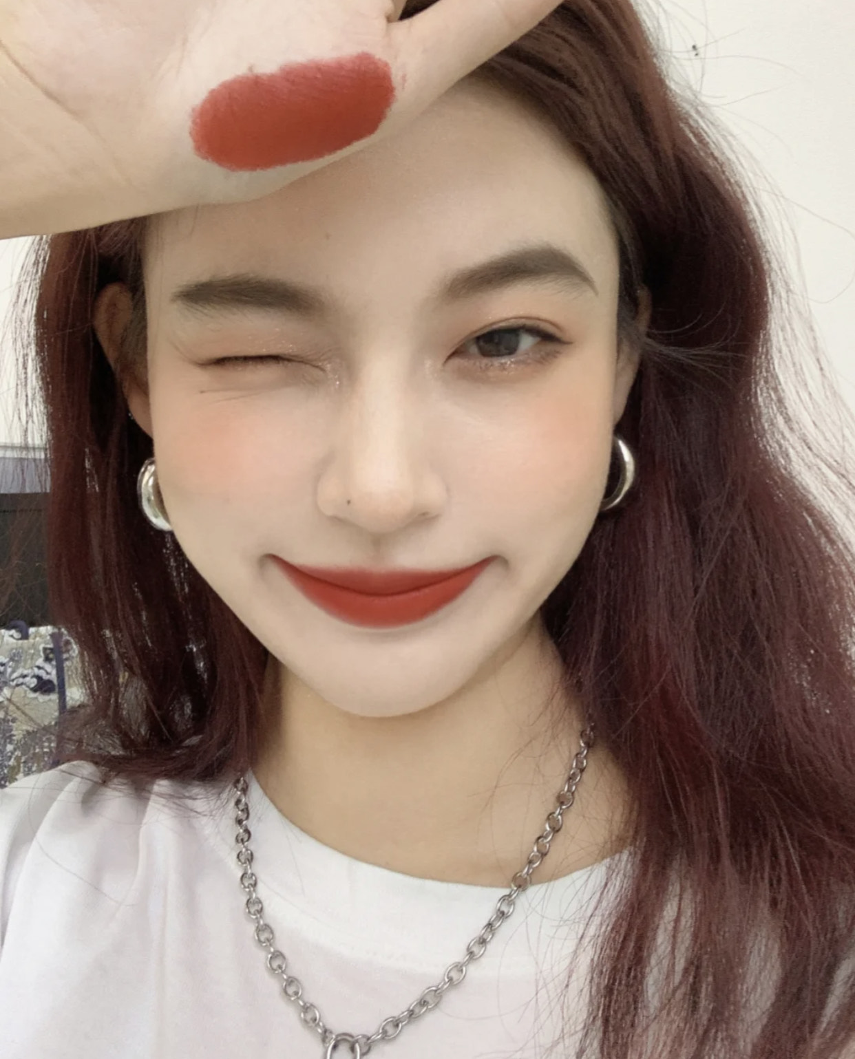 入冬的第一支口红，每个大牌都有“专属色”，很难不让人心动