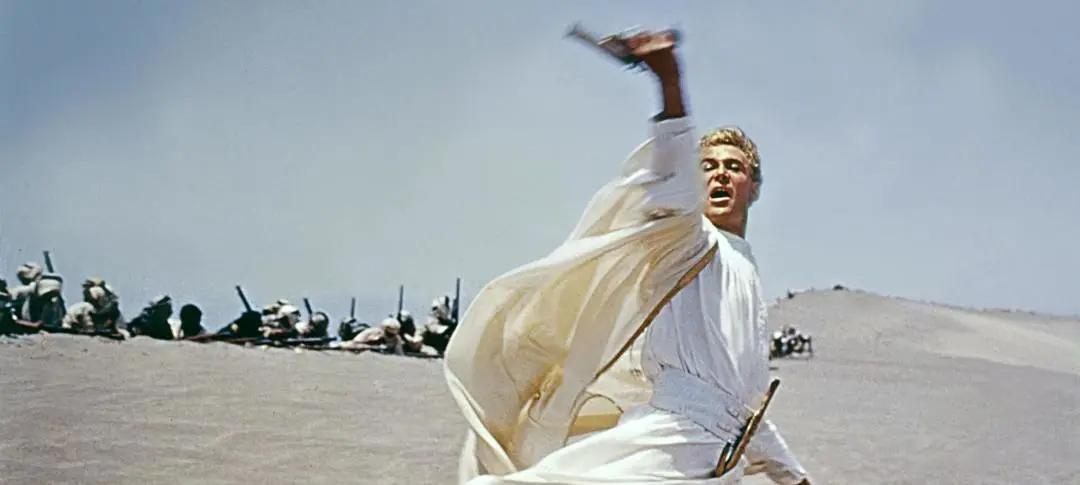 沙漠高级感走秀,沙漠走秀