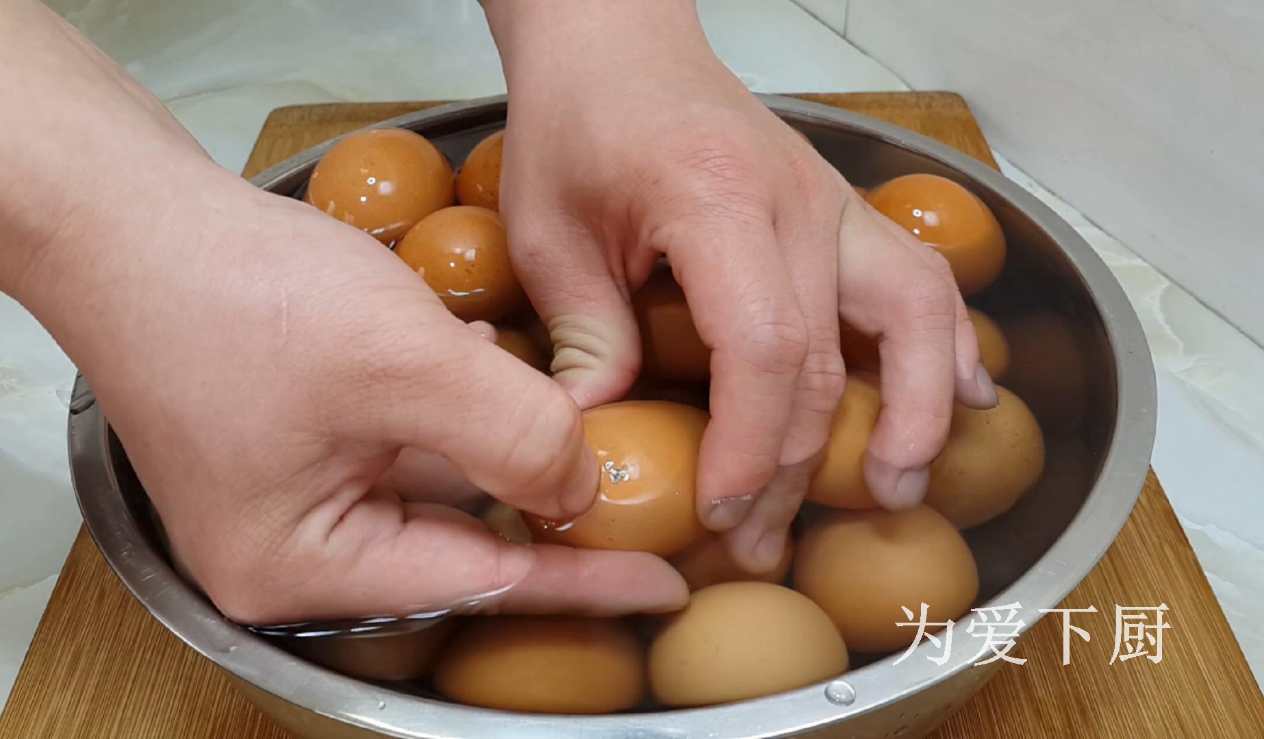 腌鸡蛋最正宗的做法,腌鸡蛋正宗腌法大全图解