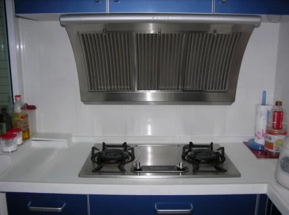 为什么抽油烟机价格相差很大？老板油烟机哪些型号好？